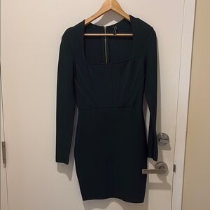 Elegant emerald Long Sleeve Dress